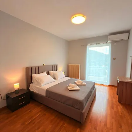 Mega Panorama Topfloor PalaiónTsiflíkion